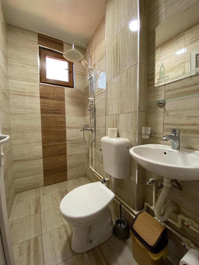 Hotel Atika Скопье Экстерьер фото