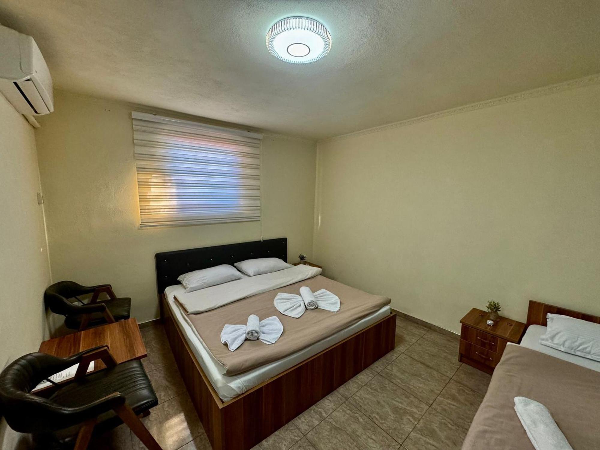 Hotel Atika Скопье Экстерьер фото